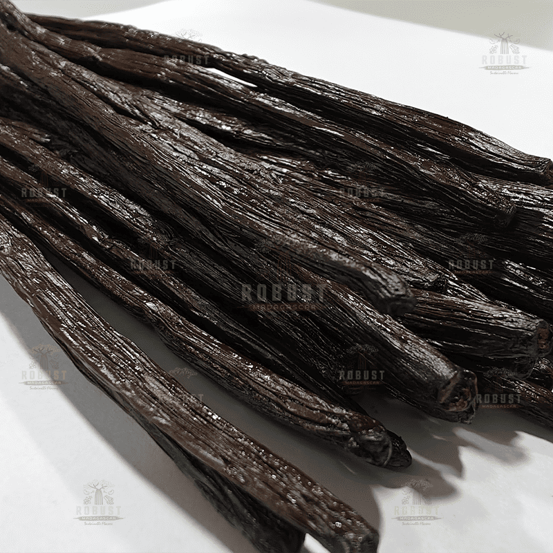 Black TK Bourbon Vanilla Beans - Image 3
